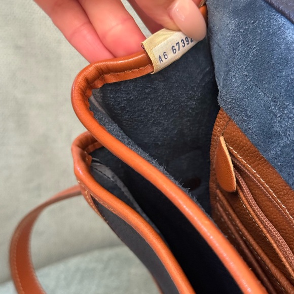 Vintage Dooney & Bourke All Weather Leather Bags - Picture 17 of 17